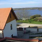 Guest house Premium Vendeghaz 3*