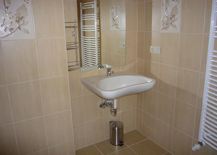 בית הארחה Premium Vendeghaz 3*